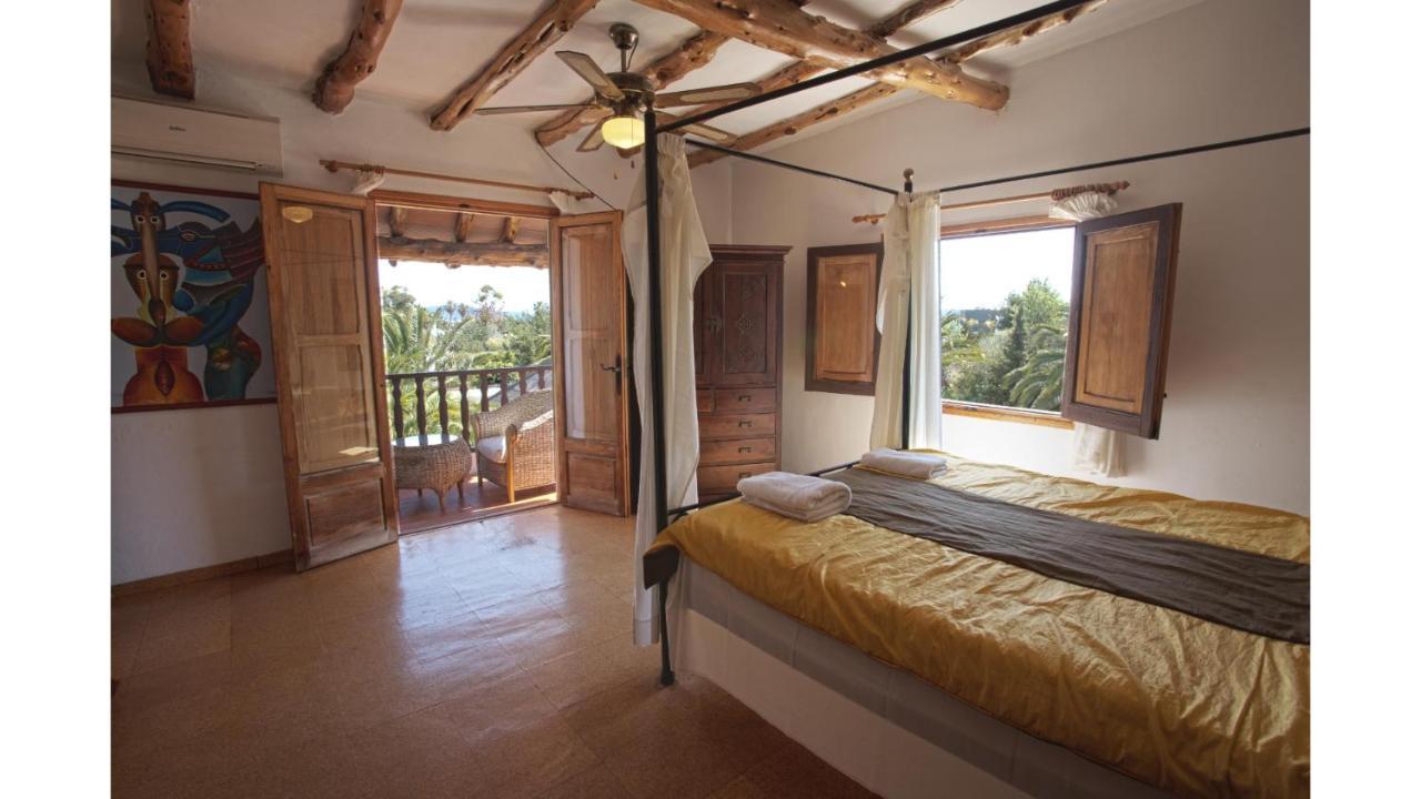 Villa Daniel 5 Mins By Taxi Into Ibiza Town Sant Jordi de ses Salines Εξωτερικό φωτογραφία